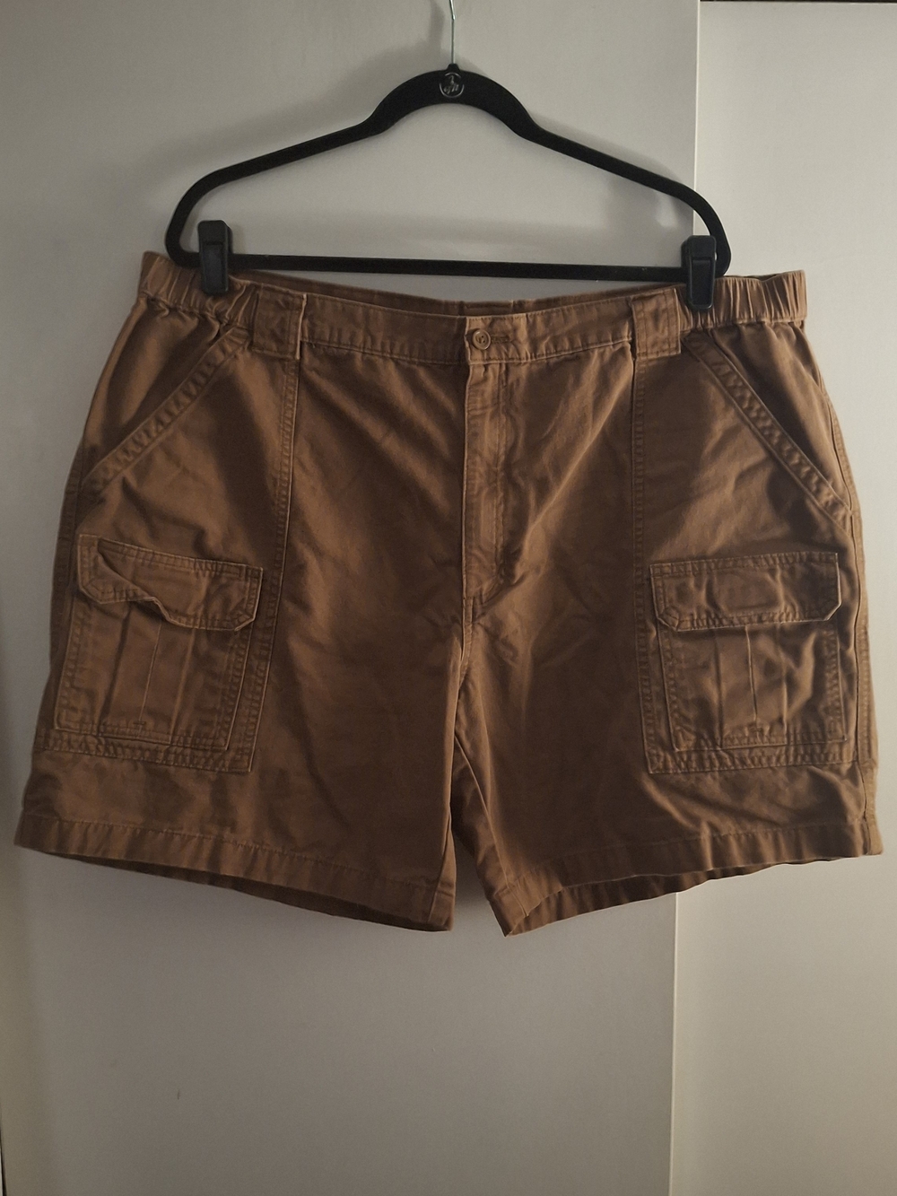 Savane Men's Cargo Shorts in Brown - Classic Utility Style